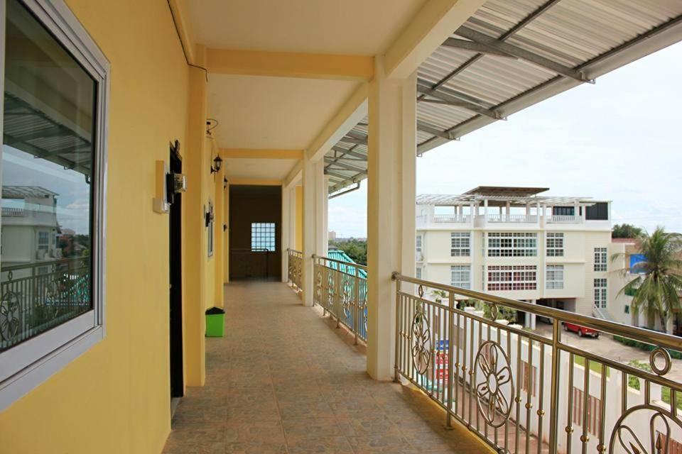 Apartment Thidathip Vientiane Exterior photo